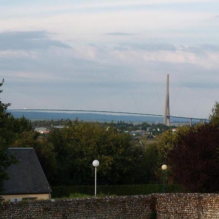 La Succursalle Honfleur Exteriör bild